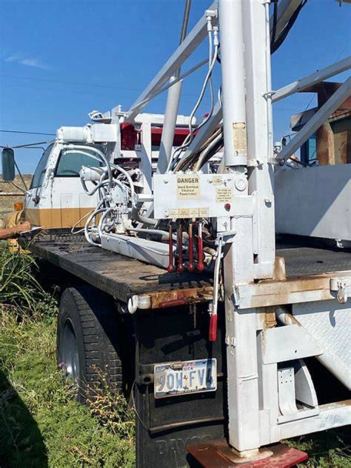 1985 Kodiak Water Well Service Truck Texas Oilfield Equipment