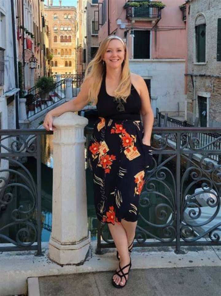 Crystal Sunshine, 49 r/PrettyOlderWomen